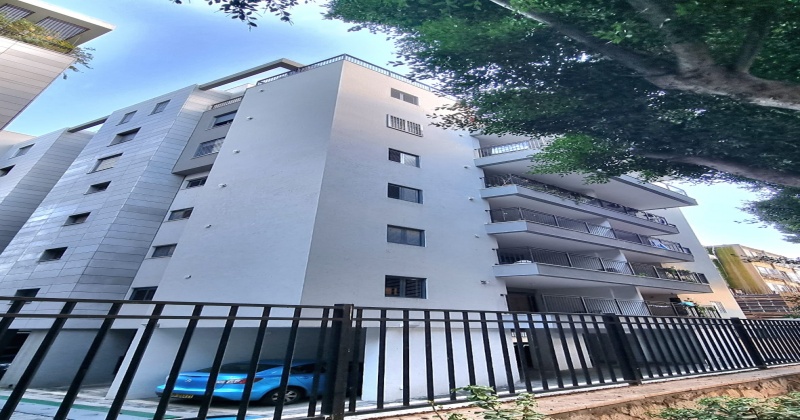 כפר סבא,מרכז העיר,העמק,4 חדרים חדרים,דירה,העמק,3236