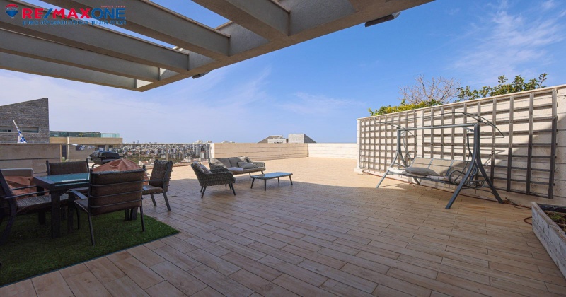 כפר סבא,הזמר העברי/ירוקה 60,אהוד מנור,6 חדרים חדרים,דופלקס,אהוד מנור,3243