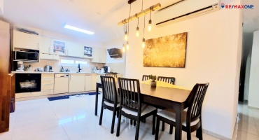 כפר סבא,הדרים הוותיקה,בית הבד,5 חדרים חדרים,דירה,בית הבד,3257