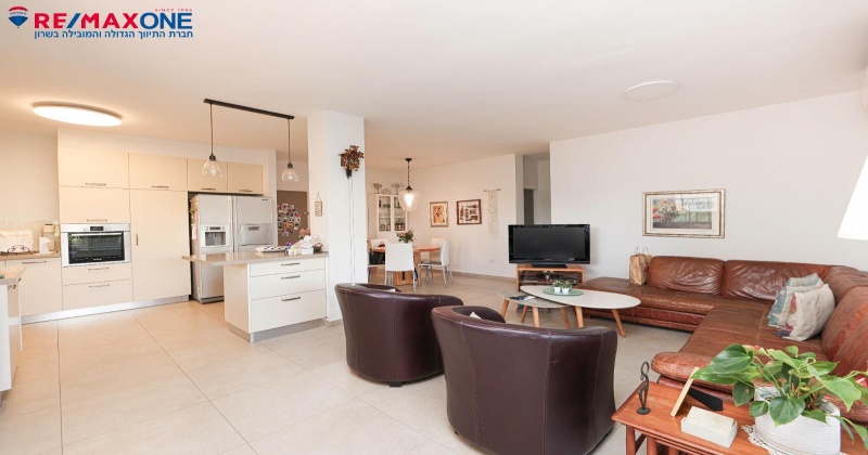 כפר סבא,מרכז העיר,גלעד,4 חדרים חדרים,דירה,גלעד,3269