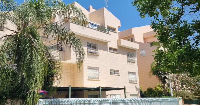 כפר סבא,הדרים החדשה,עמק עירון,5 חדרים חדרים,דופלקס,עמק עירון,3296