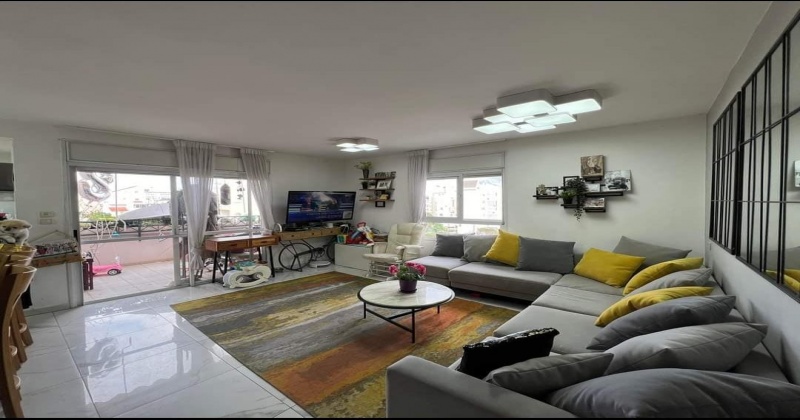 כפר סבא,הדרים החדשה,עמק עירון,5 חדרים חדרים,דופלקס,עמק עירון,3296