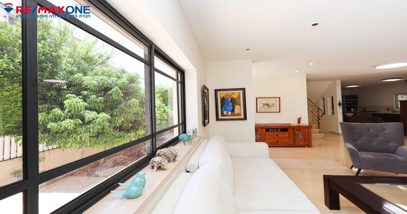 רעננה,שכונת אשר,10 חדרים חדרים,וילה,3308