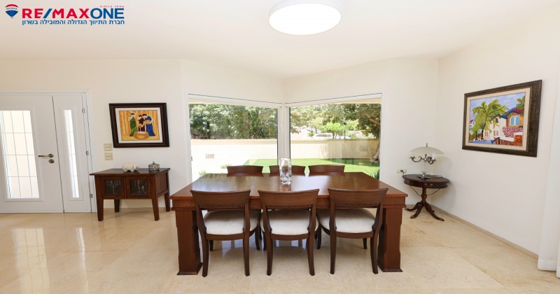 רעננה,שכונת אשר,10 חדרים חדרים,וילה,3308