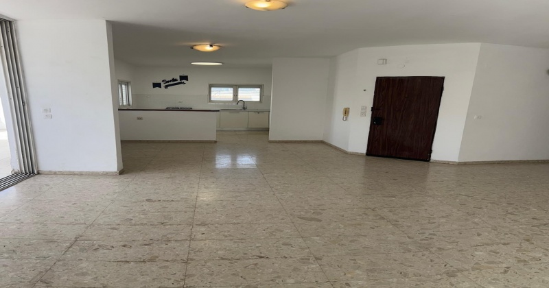 כפר סבא,מרכז העיר,טרומפלדור,7 חדרים חדרים,דופלקס,טרומפלדור,3354